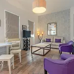 One&lux Alameda De Hercules 아파트