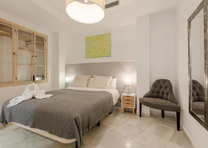 One&lux Alameda De Hercules Apartment